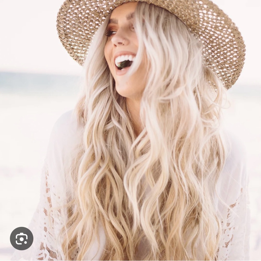Bombshell Hand-tied Wefts